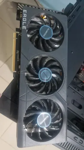RTX 4060 8GB EAGLE OC - GIGABYTE - 2 ANOS DE USO