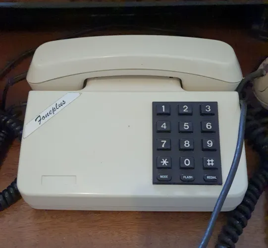 Telefone Antigo