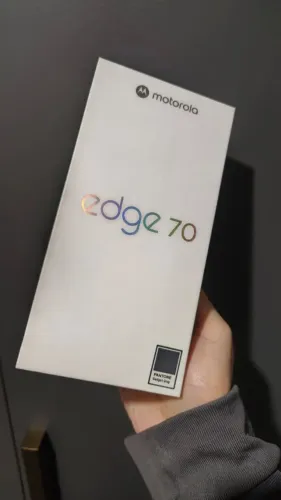 Moto Edge 70 Gray [Lacrado]