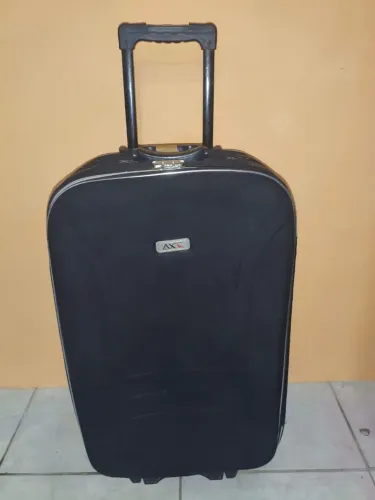 Mala Para VIagem 25kg,mala grande,semi nova