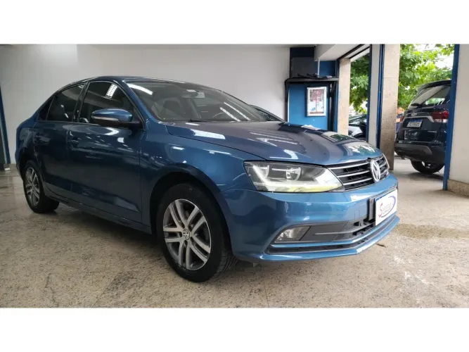 Volkswagen Jetta Comfortline 1.4 TSI 16V 4P Aut. 2018