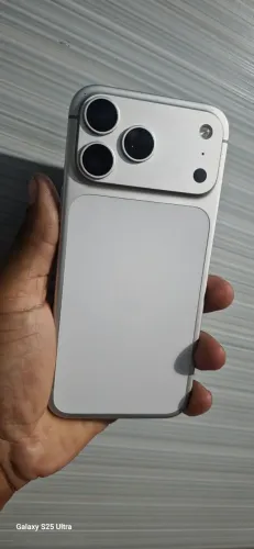 iPhone 17 pro Max 256gb