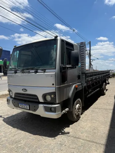 Ford Cargo 1119 alongado 