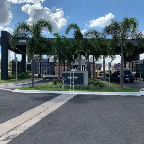 Casa em Condomínio em Jardim Maria Izabel - Marília