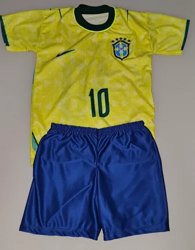 Conjunto infantil do Brasil Tamanho N°06
