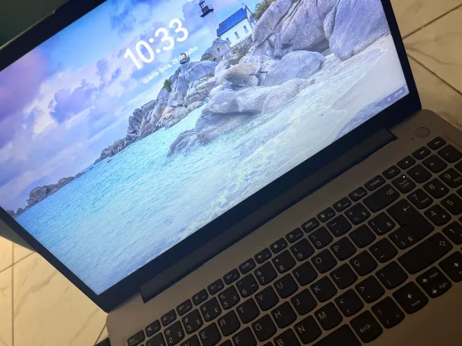 Notebook Lenovo Intel core i3