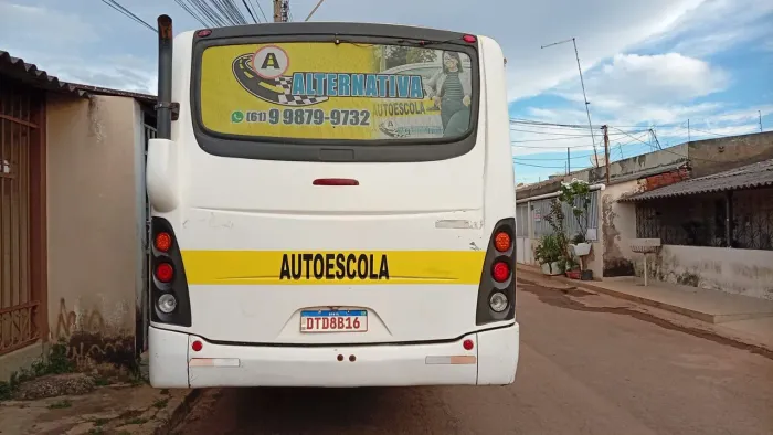 MICROÔNIBUS 
