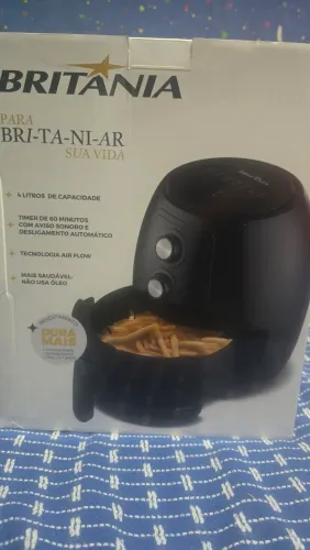 Vendo Airfryer utilizei apenas 1 vez esta novissima