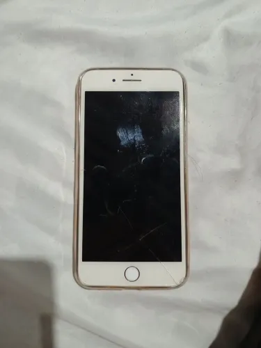 iPhone 8 plus 64 gb leia a descrição.