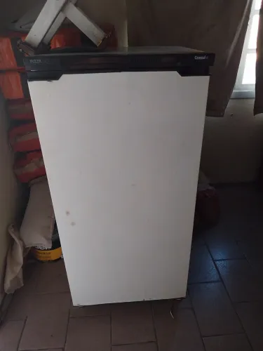 Vendo freezer 230 L.