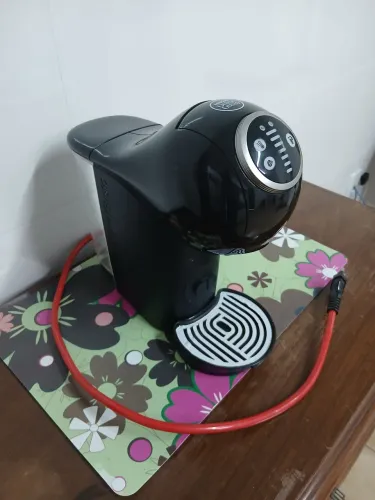 Cafeteira Arno Dolce Gusto Gênio A Plus