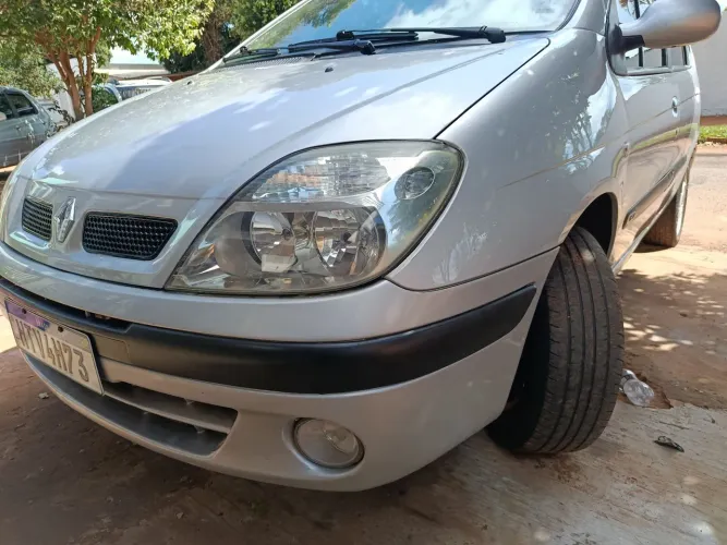 Renault Scenic Privilège Hi-flex 1.6 16V 2011
