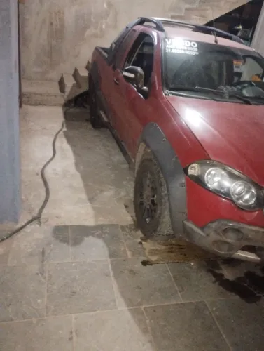 Fiat Strada Adventure 1.8/ 1.8 Locker Flex CE 2009