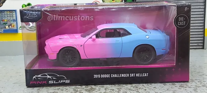 Jada toys 1:24 - Dodge Challenger SRT HELLCAT 2015
