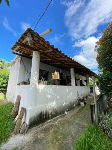 OPORTUNIDADE ? CHÁCARA EM ESMERALDAS/MG Localizada a menos de 1 km do bairro Santa Quitéri