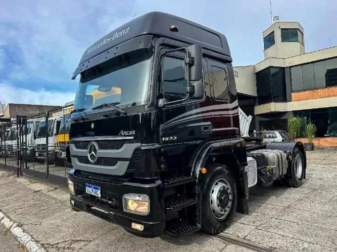 Mb Axor 1933 Ano 2019 4x2 Leito Teto Alto Financia Até 100%