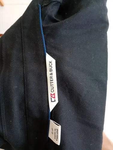 CAMISA PRETA SOCIAL IMPORTADA. VESTE 38/40
