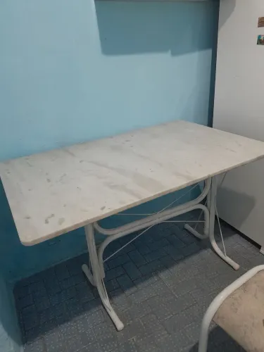 Mesa de mármore