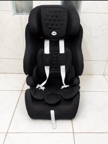 Cadeira Auto / Cadeirinha de Bebé Tutti Baby - Cor Preta