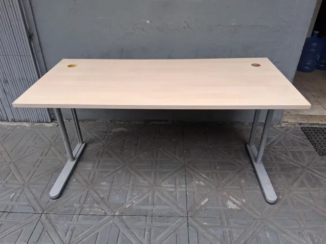 Mesa de escritório