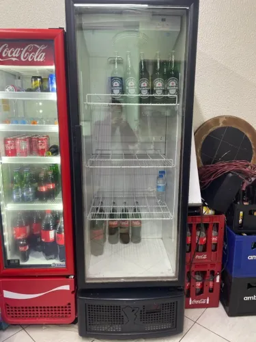 cervejeira em bom estado 