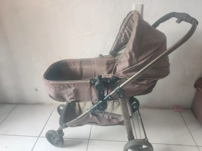 Carrinho Galzerano pouco usado 