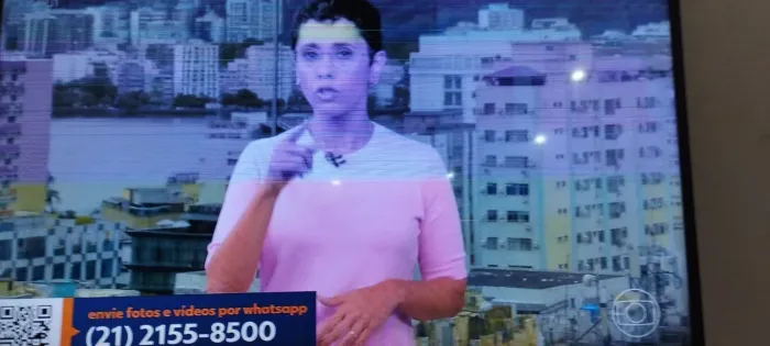 TV SONY KDL-48W655D com linhas na imagem 