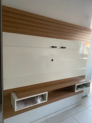 PAINEL PARA TV NOVÍSSIMO BRILHANDO