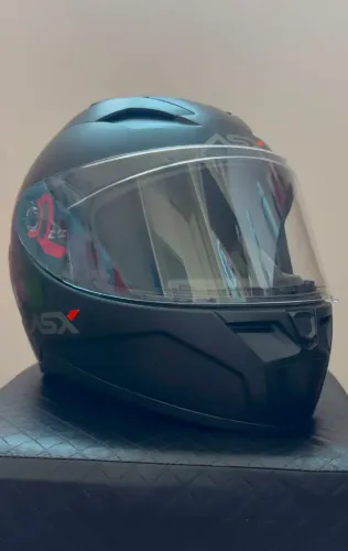 Capacete