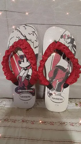 Chinelo havaianas bordado 