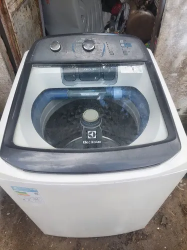 Vendo máquina de lavar Eletrolux 16 kg