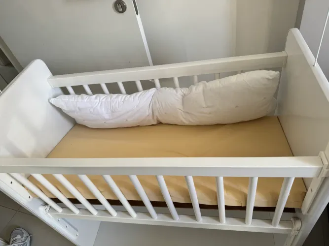Berço Moisés com Kit Branco - Pouco uso