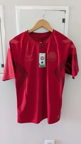 Camisa Seleção Dinamarca 2022 - Tamanho M