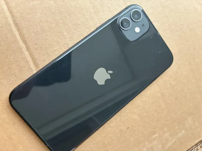iPhone 11