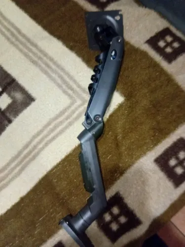Braço articulado pra monitor pc