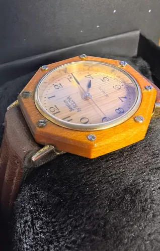 RARO e Único a venda Relógio BULOVA Unissex Quartz déc 90's 