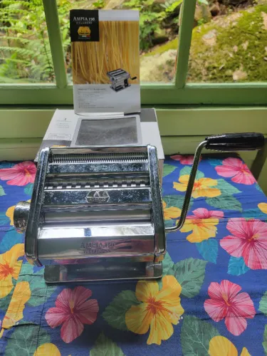 Maquina de fazer massa. Ampia 150. Made i Italy.
