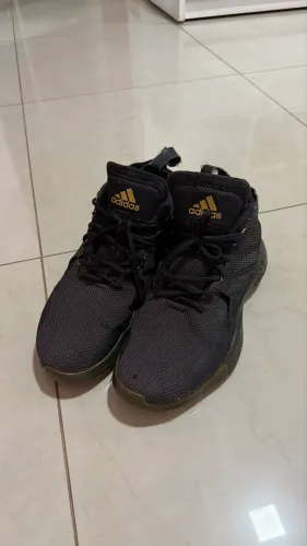 Tênis Adidas D Rose 773