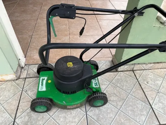 Cortador de Grama Trapp SL 30T 1050w 110v