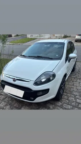 Fiat Punto Attractive 1.4 Fire Flex 8V 5P 2013