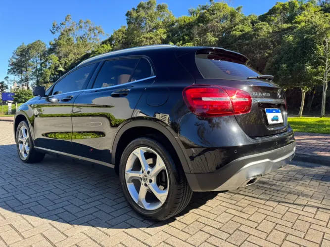 Mercedes-Benz GLA 200 Enduro 1.6 TB 16V Flex Aut. 2018
