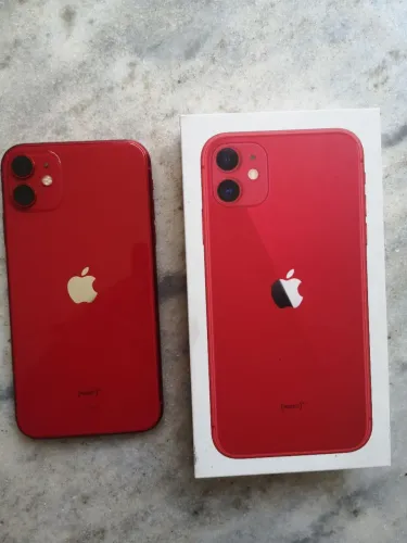 IPhone 64 GB vermelho - Em perfeito estado