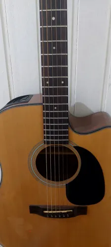 Violão elétrico Takamine EG3200