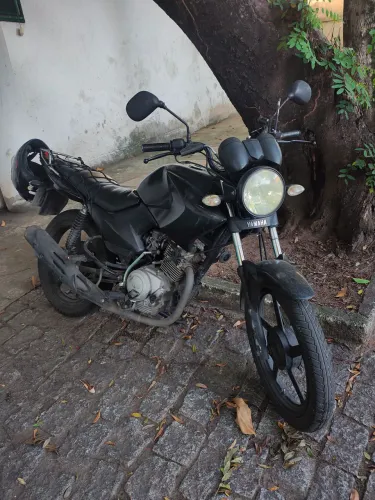 Troco ou Vendo YBR 125 2012 (kick)