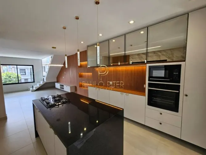 Casa com 3 dormitórios à venda, 170 m² por R$ 1.400.000 - Nova Jaguari - Santana de Parnaí
