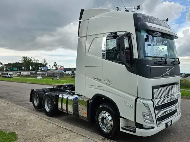 Volvo FH 460 6x2 Globetrotter Ano 2022 Teto Alto Automático Euro 5 Suspensão Mola