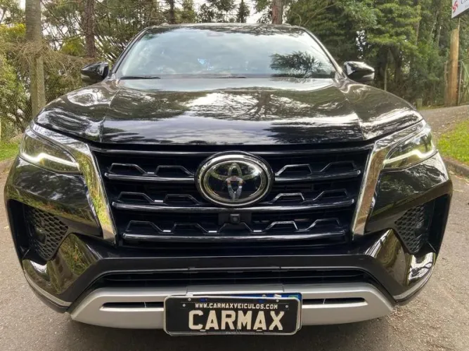 Toyota Hilux 4X2 2.8 Diesel 2022