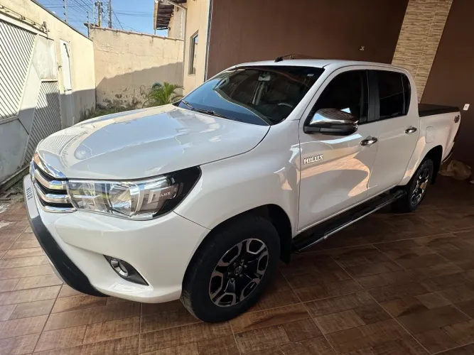 Toyota Hilux CD 4X4 2.8 Diesel Mec. 2020