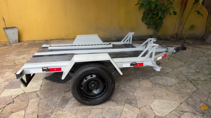 Carrocinha Reboque para moto