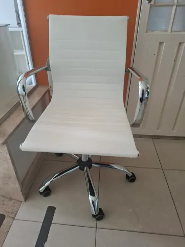 Vendo cadeira de escritório